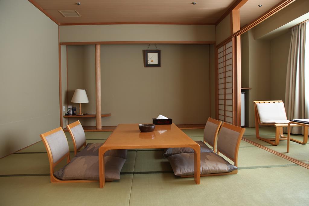 Morioka Grand Hotel Quarto foto